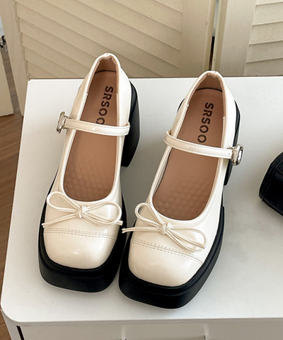 ストラップ付きリボンチャンキーシューズ
