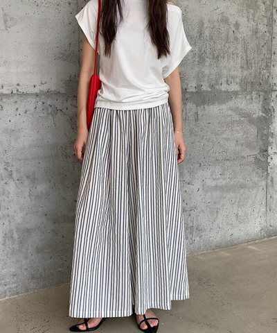 ストライプワイドシルエットパンツ