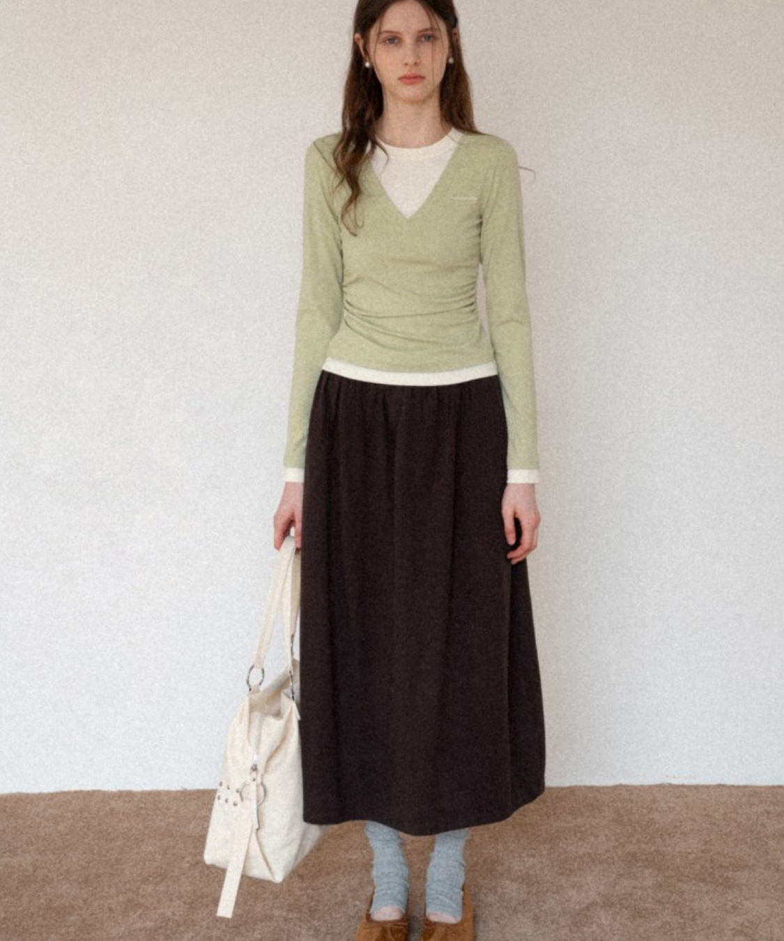 ベルトポーチ付きギャザーロングスカート