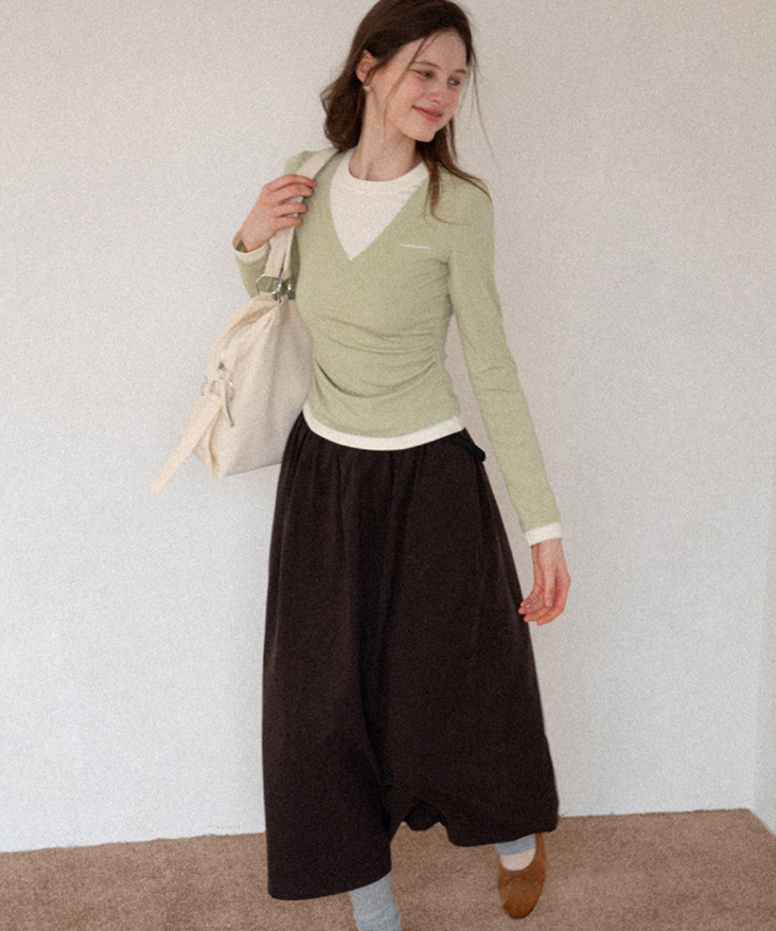 ベルトポーチ付きギャザーロングスカート