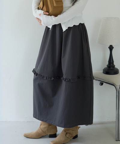 フリルポイントロングスカート