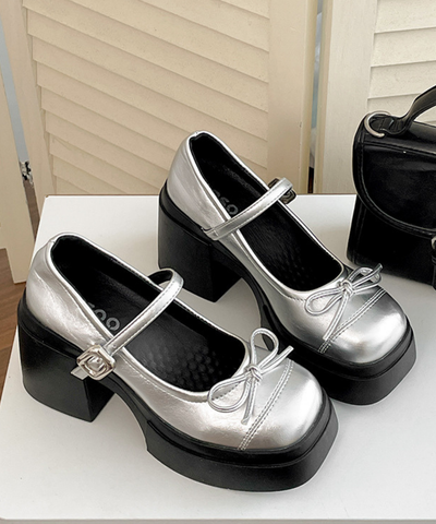 ストラップ付きリボンチャンキーシューズ