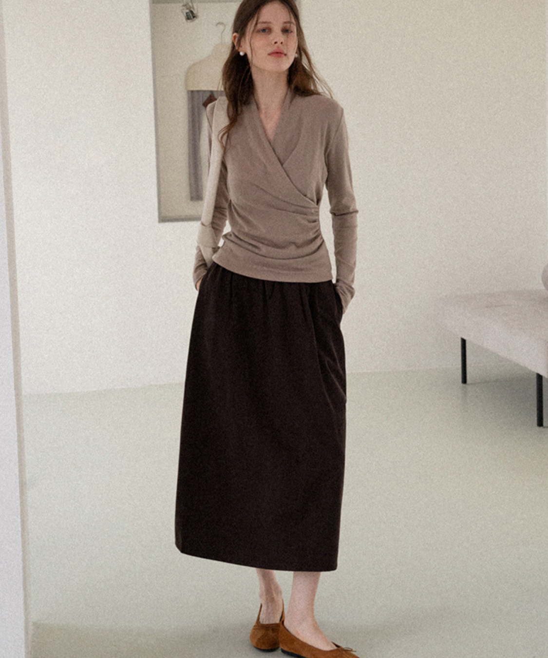 ベルトポーチ付きギャザーロングスカート