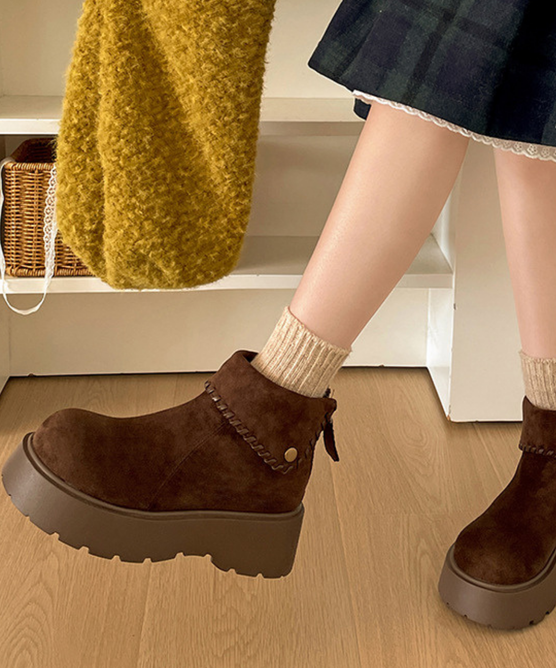 スエード調折り返し厚底ショートブーツ
