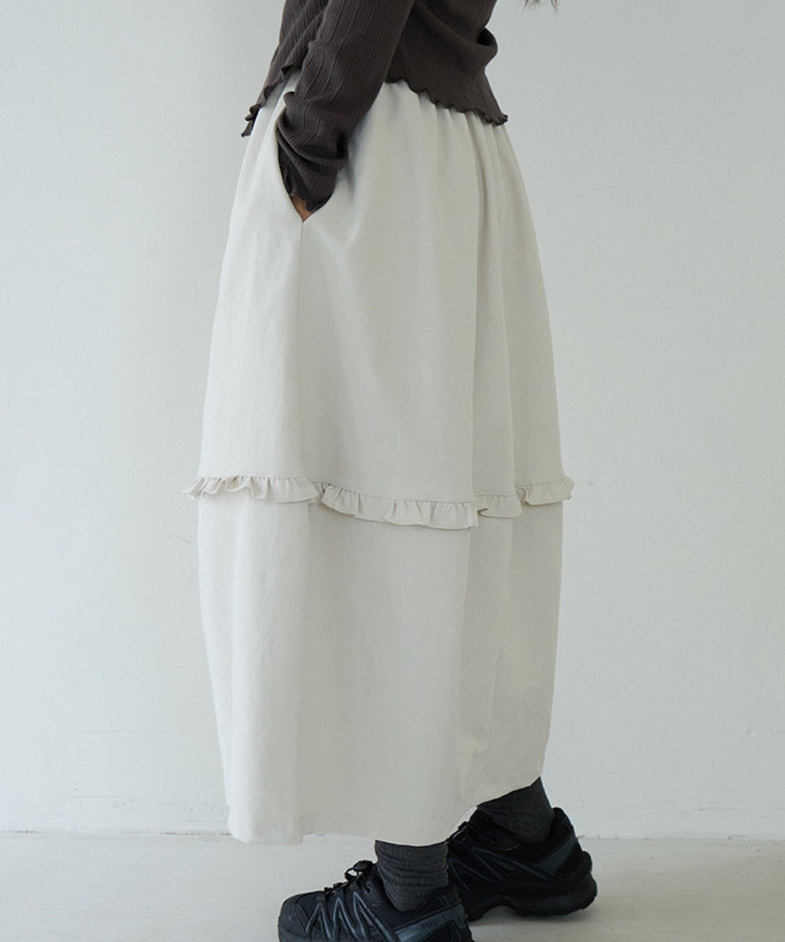 フリルポイントロングスカート