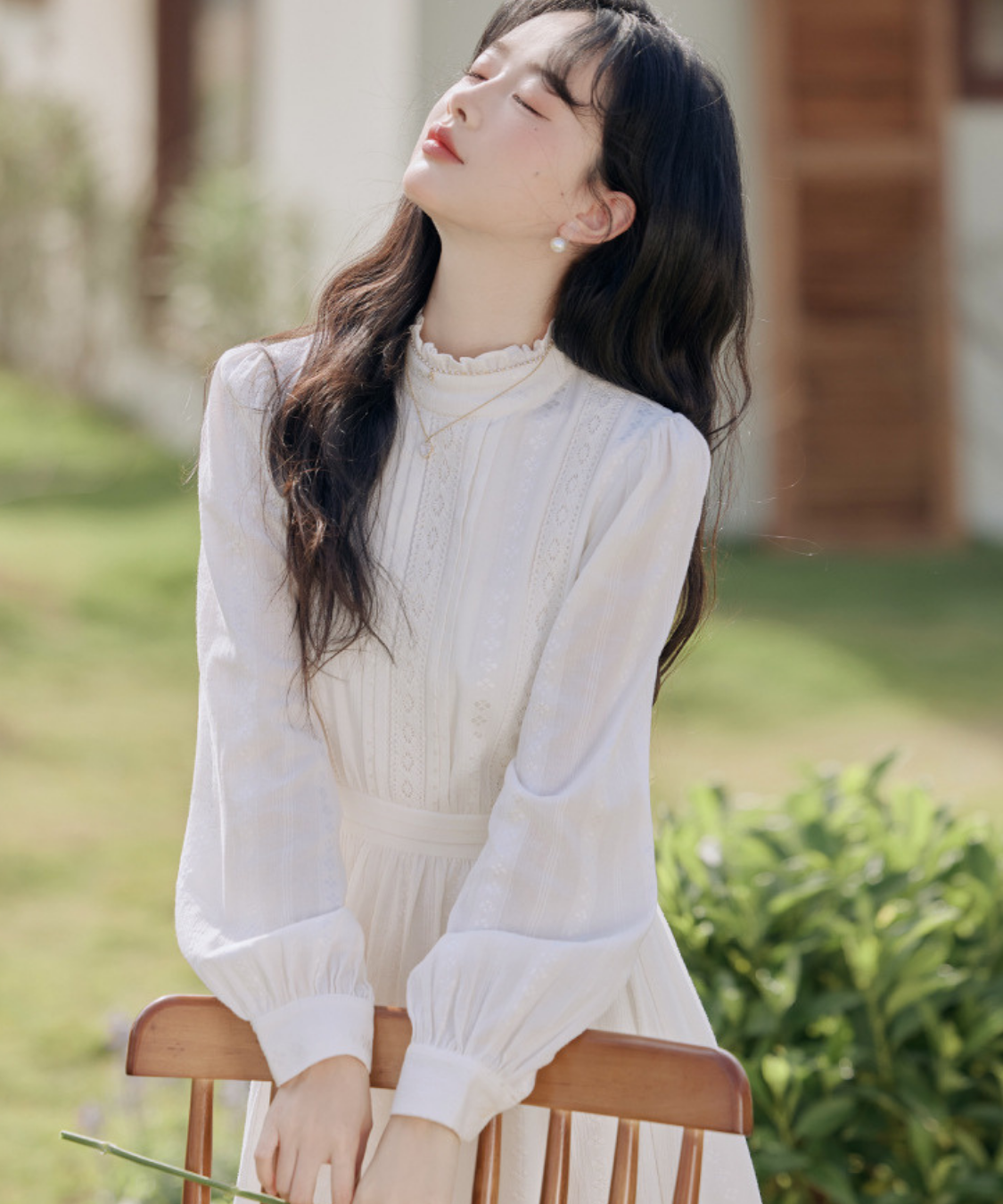 フリルハイネックピンタックレースワンピース