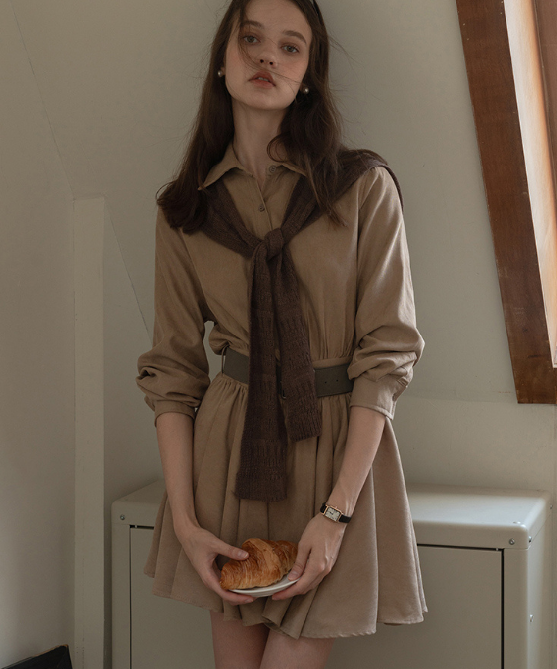 肩掛けニット風デザインシャツワンピース