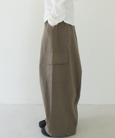 リラックスカーゴワイドパンツ