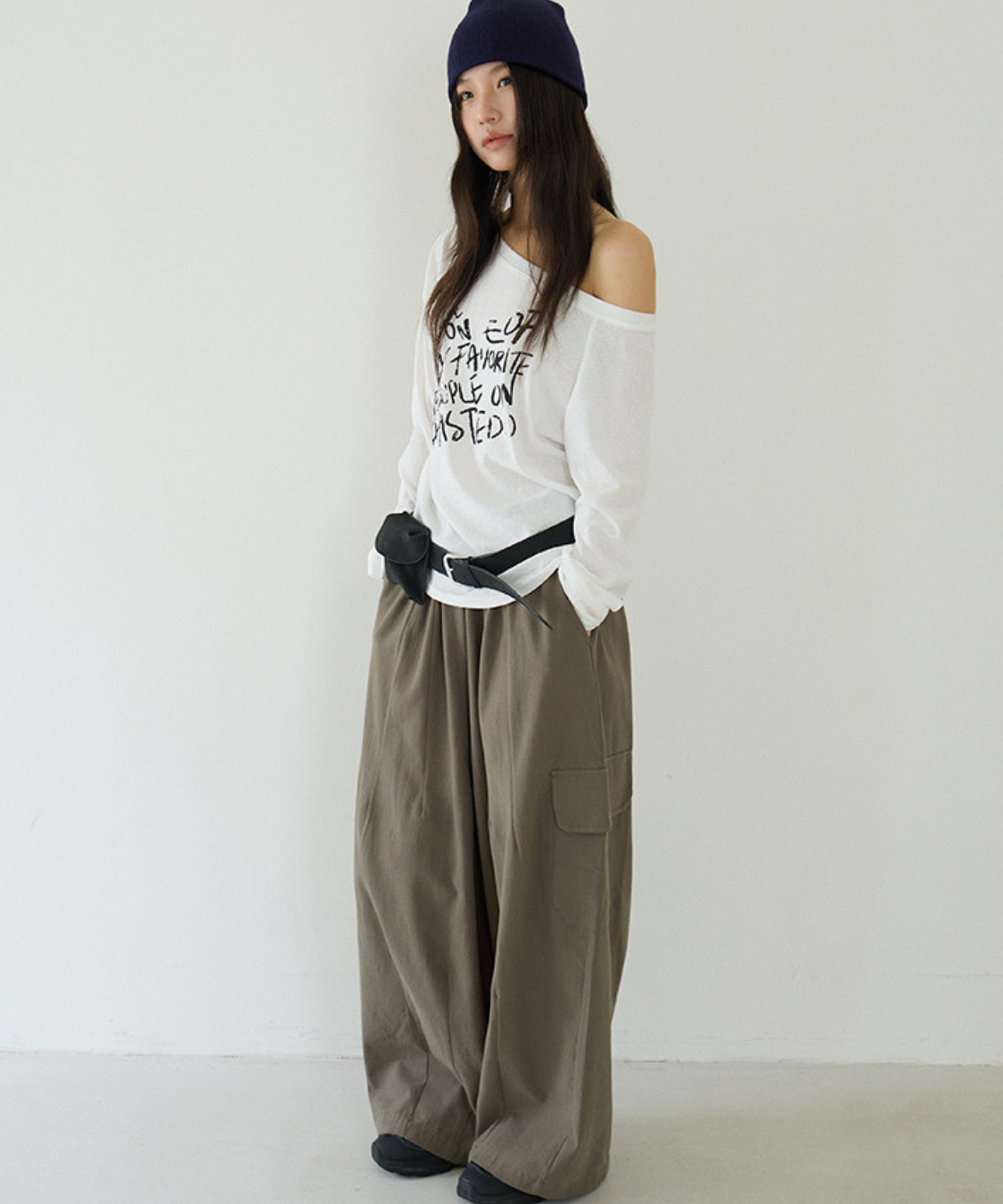 リラックスカーゴワイドパンツ