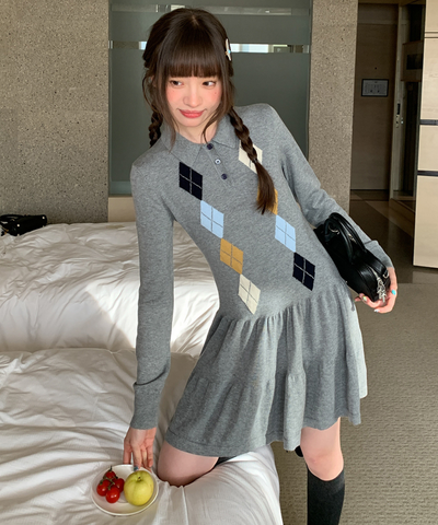 ポロ襟アーガイル柄ニットワンピース