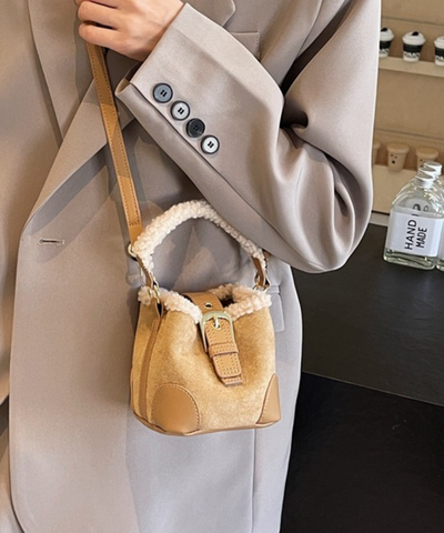 ボアハンドル2wayスエードバケットバッグ