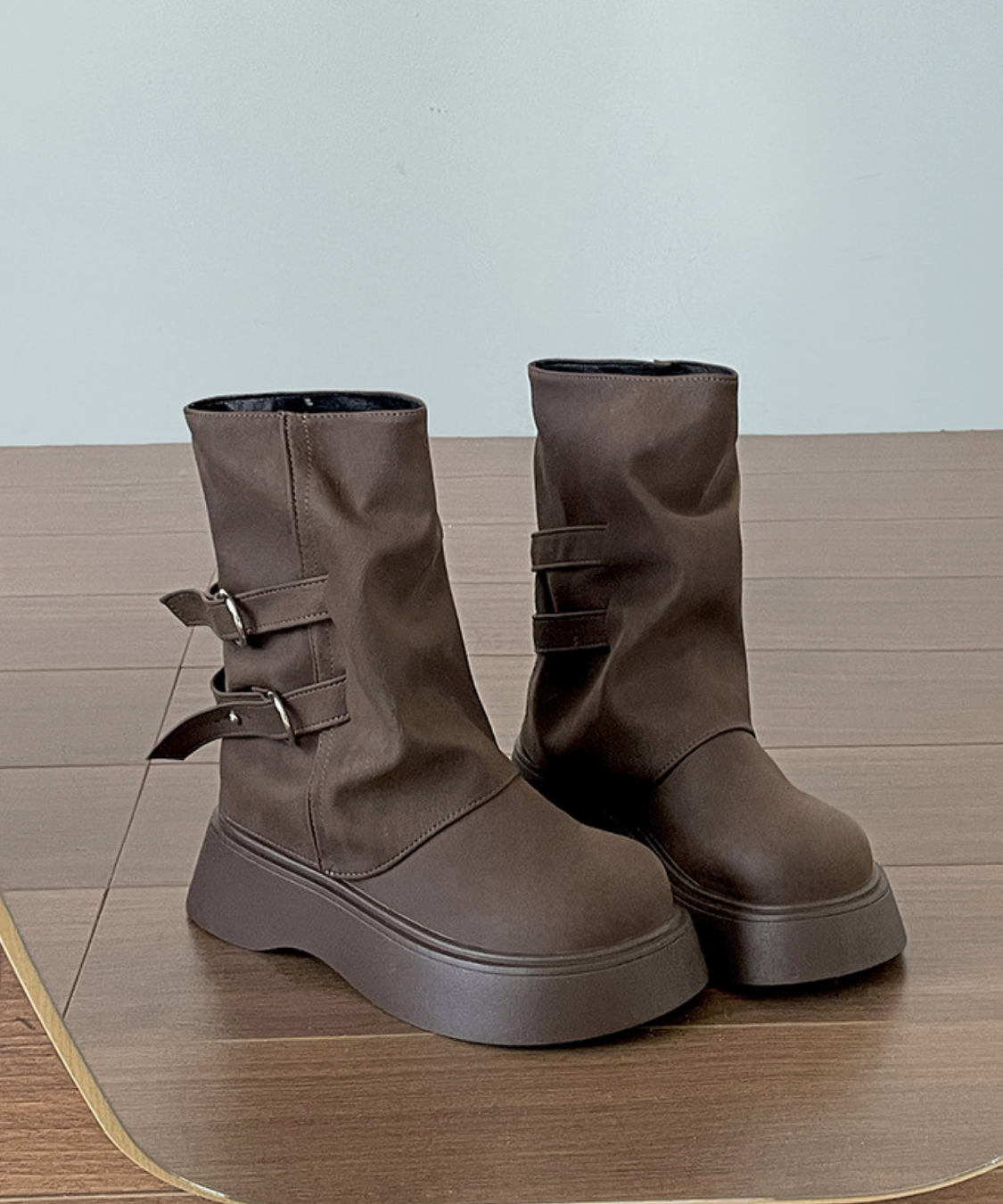 フェイクレザーダブルベルトミドルブーツ