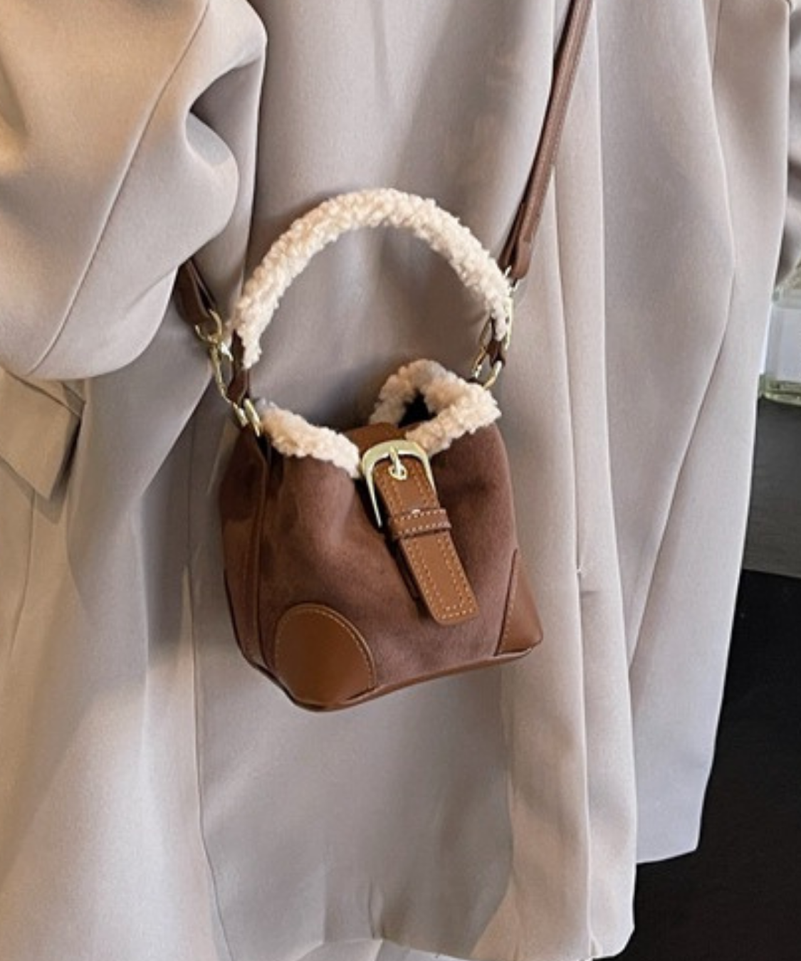 ボアハンドル2wayスエードバケットバッグ