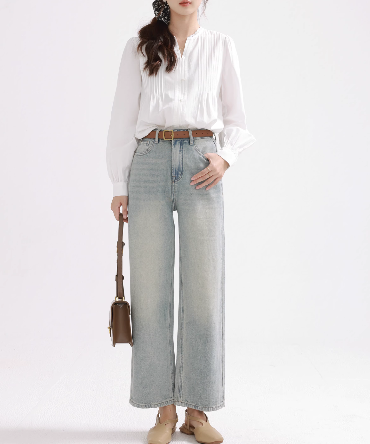 【春編】「長袖シャツ×デニムパンツ」でシンプルにまとめる【30代】