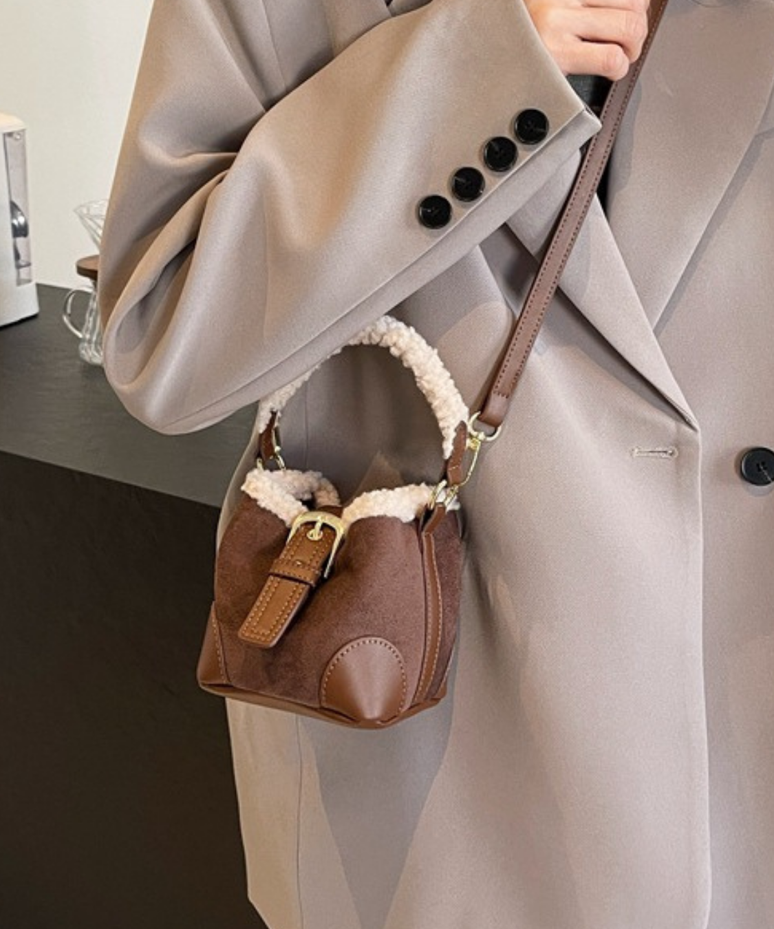 ボアハンドル2wayスエードバケットバッグ