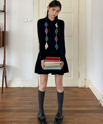 ポロ襟アーガイル柄ニットワンピース