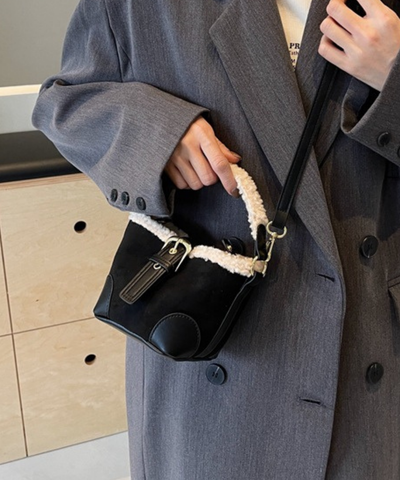 ボアハンドル2wayスエードバケットバッグ