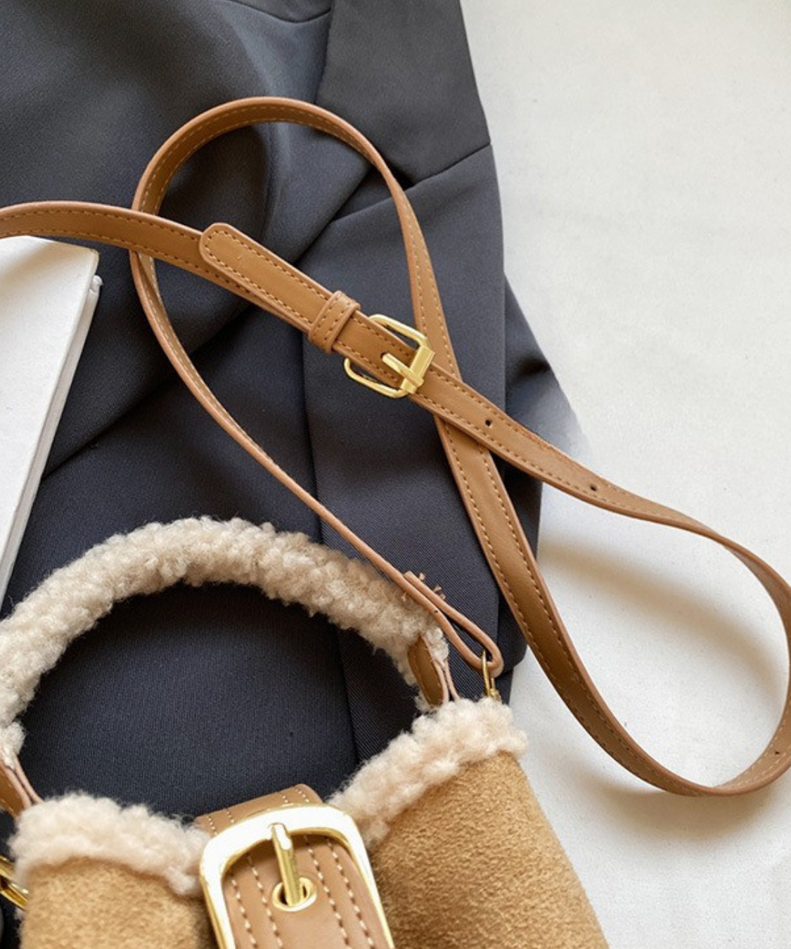 ボアハンドル2wayスエードバケットバッグ