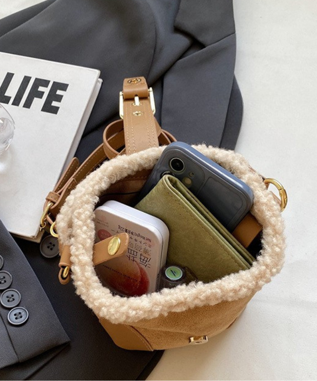 ボアハンドル2wayスエードバケットバッグ