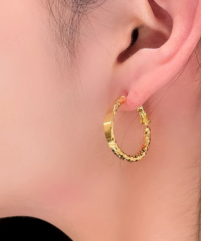 メタリックカットフープピアス
