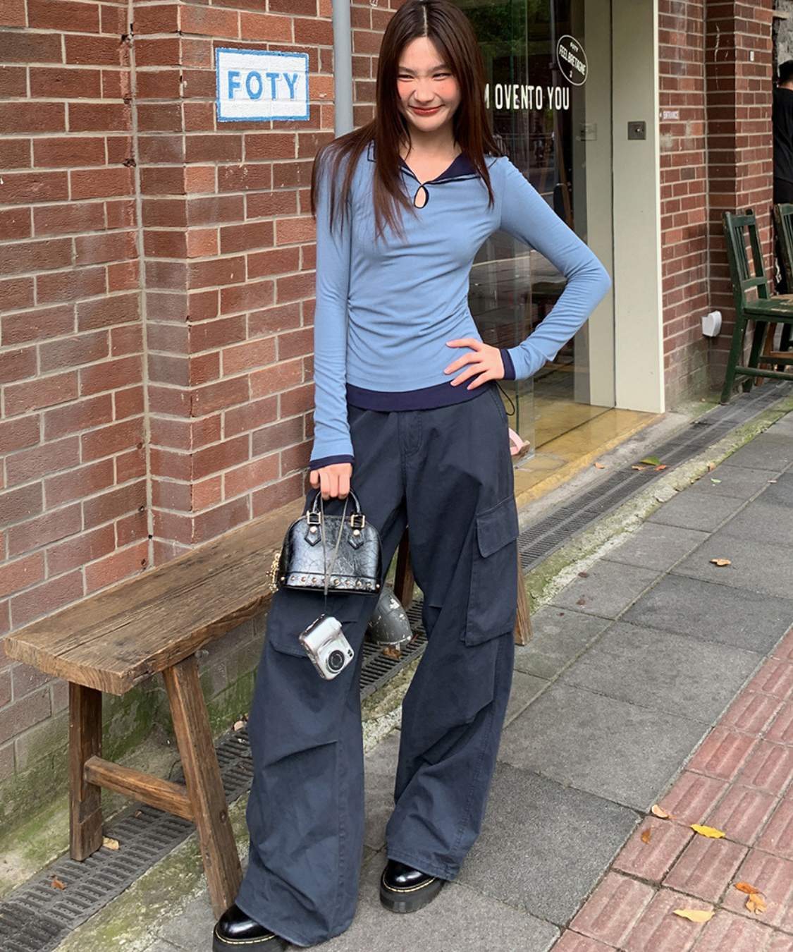 ドローコード付きワイドカーゴパンツ