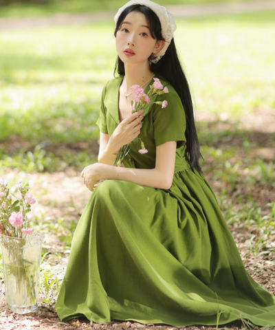 フロントボタン付きクスエアカラーワンピース