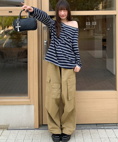 ドローコード付きワイドカーゴパンツ