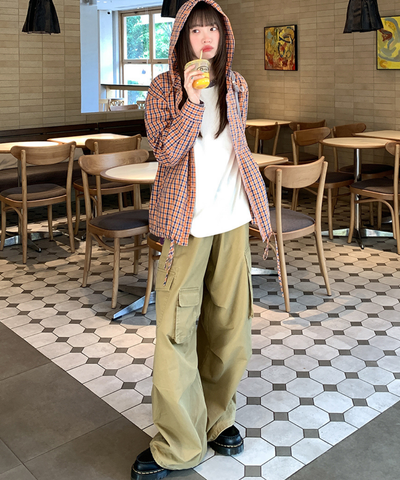 ドローコード付きワイドカーゴパンツ