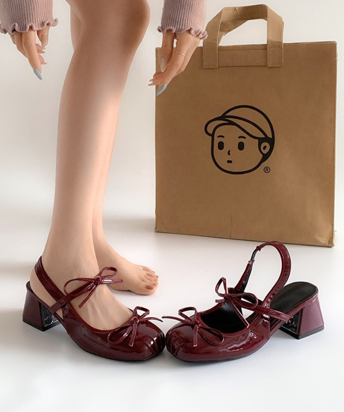 リボン付きダブルストラップサンダル