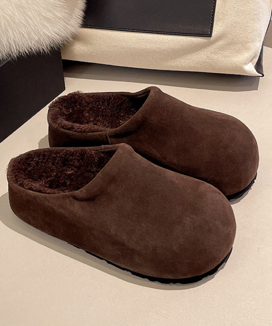 ふわもこ厚底スエード調スリッポン