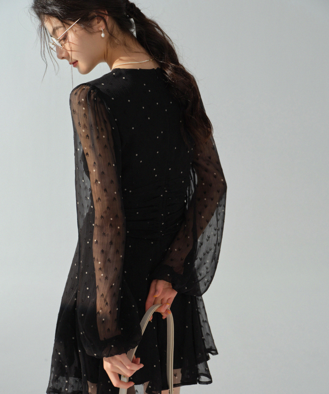 シアードット柄シャーリングワンピース