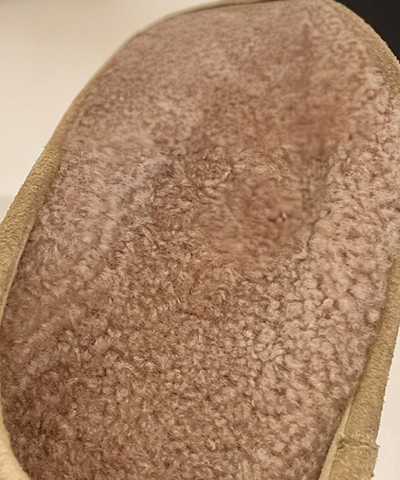 ふわもこ厚底スエード調スリッポン