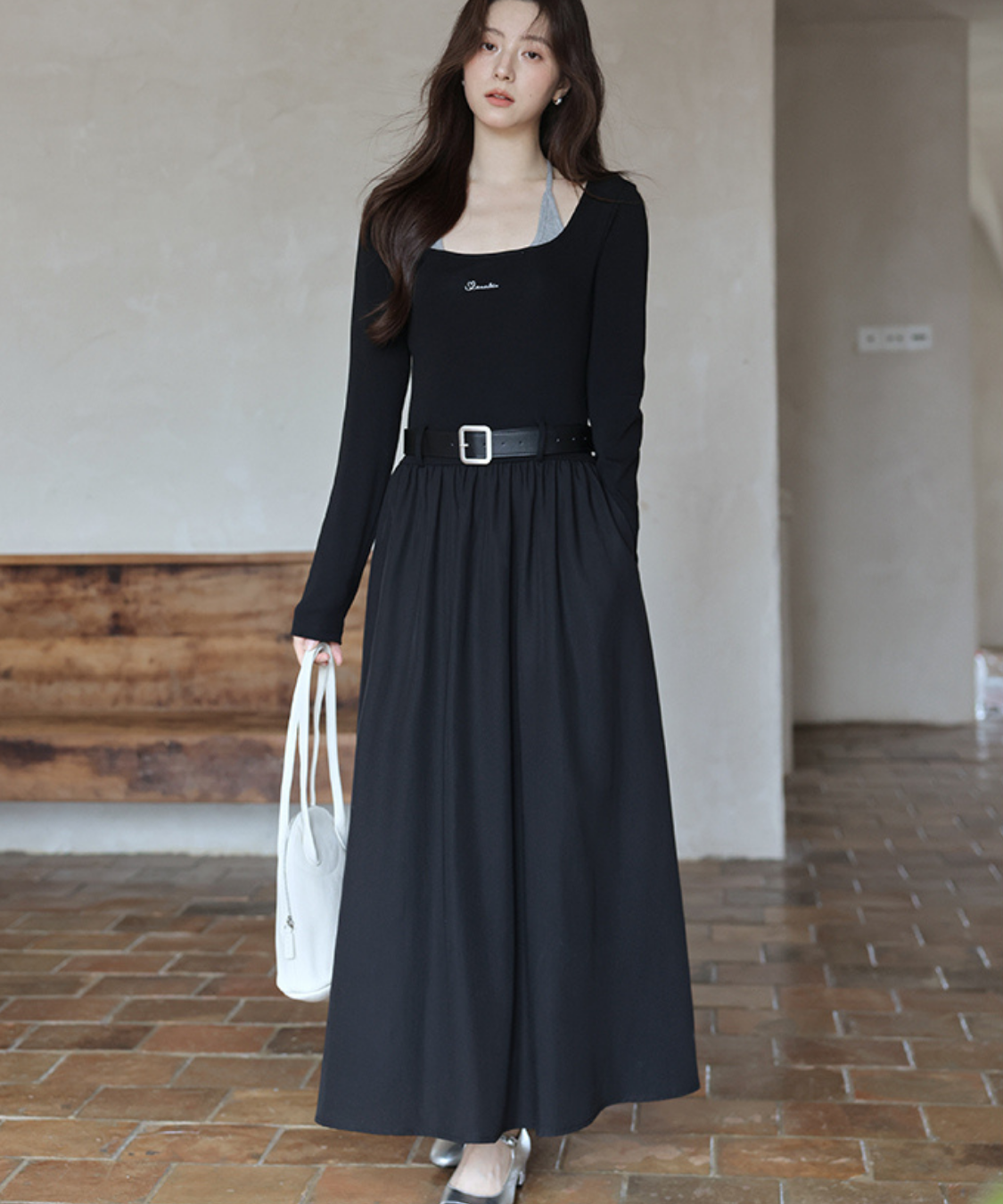 ロゴ刺繍フェイク2ピースウエストベルトワンピース