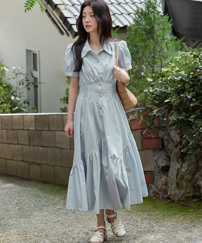 前ボタン付きシャーリングウエストワンピース