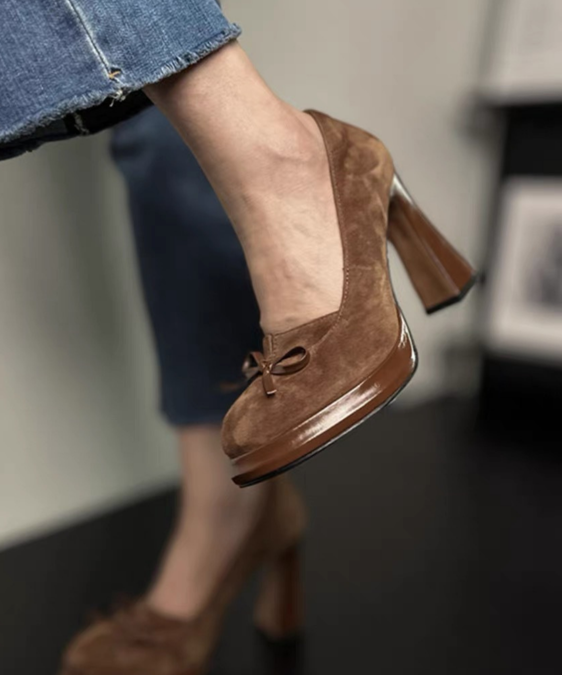 ラウンドトゥリボンパンプス