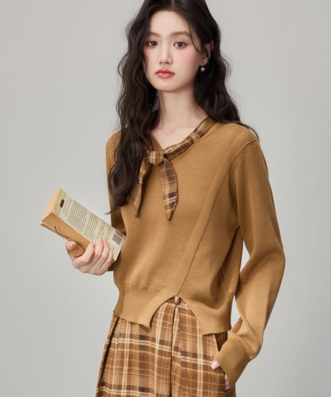 ✨美品✨セットアップ　コーデュロイ調　ニット　奇抜デザイン　カジュアル　おしゃれ ✨美品✨セットアップ コーデュロイ調 ニット 奇抜デザイン カジュアル