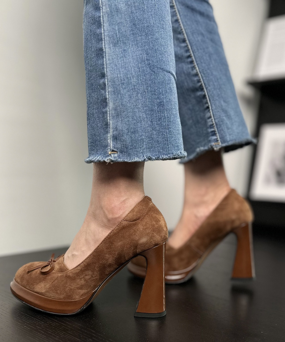 ラウンドトゥリボンパンプス