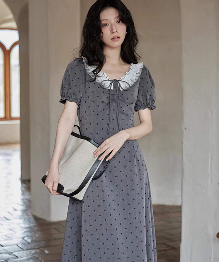 フレンチパフスリーブガーリードットワンピース – jemiremi(ジェミレミ) フレンチパフスリーブガーリードットワンピース – jemiremi(ジェミレミ)