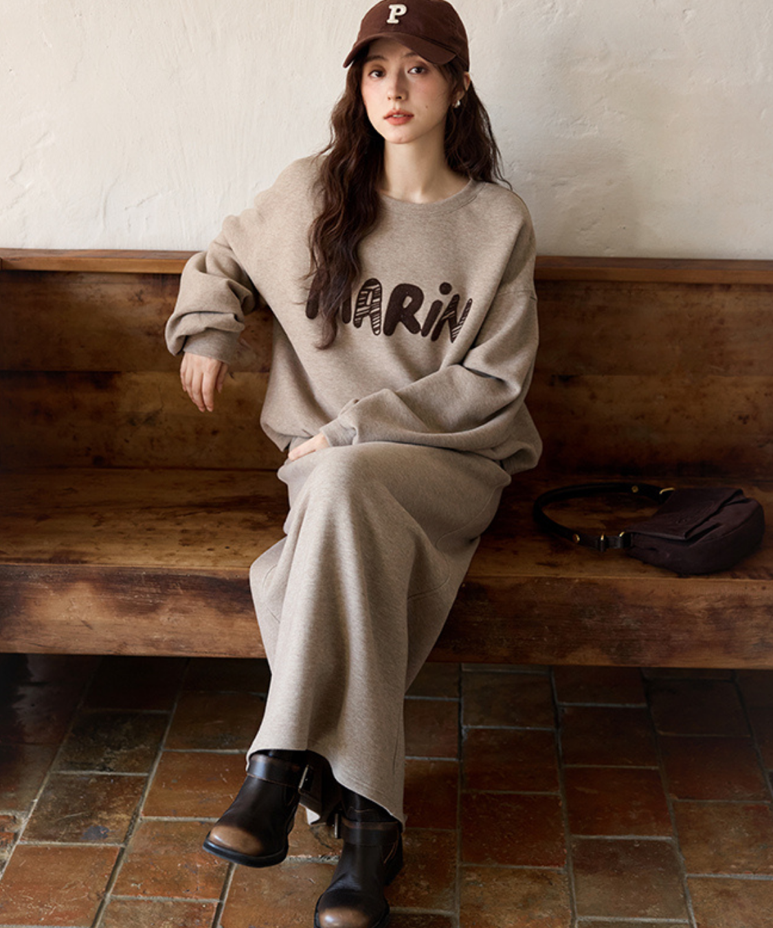 刺繍ロゴスウェット＋ドロストスカート＋フード付きショール 3点セット