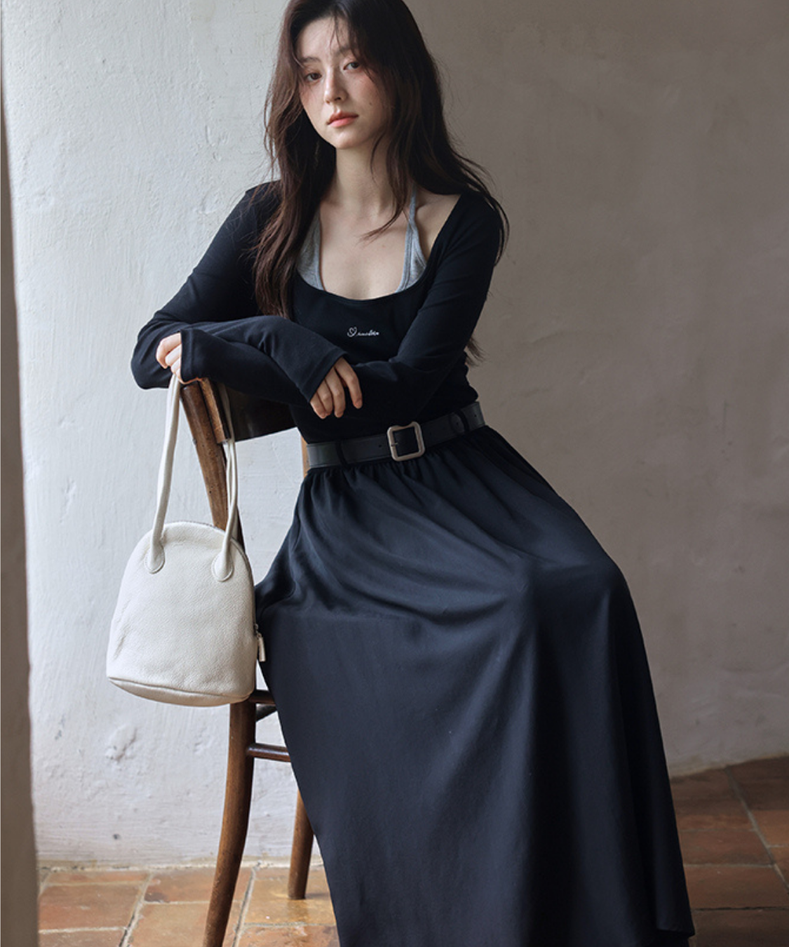 ロゴ刺繍フェイク2ピースウエストベルトワンピース