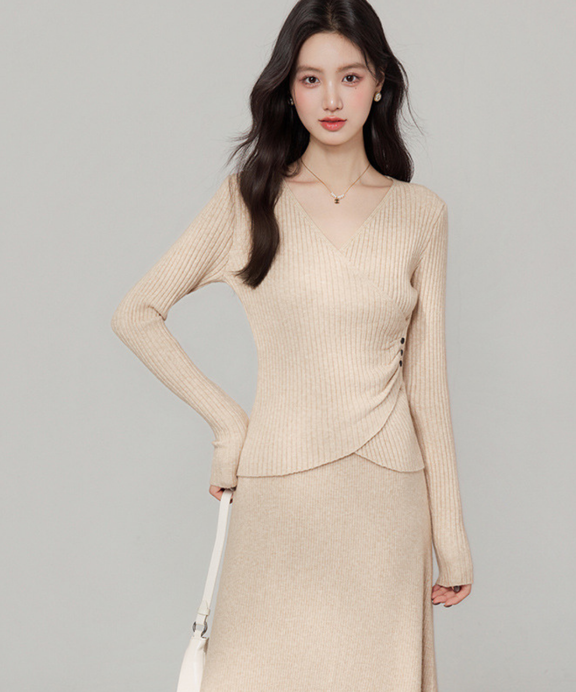 カシュクール風リブニットトップス＋フリンジロングスカート 2点セット