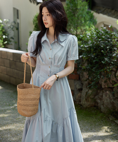 前ボタン付きシャーリングウエストワンピース