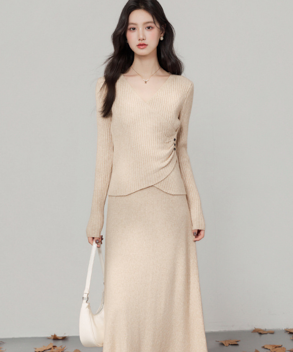 カシュクール風リブニットトップス＋フリンジロングスカート 2点セット