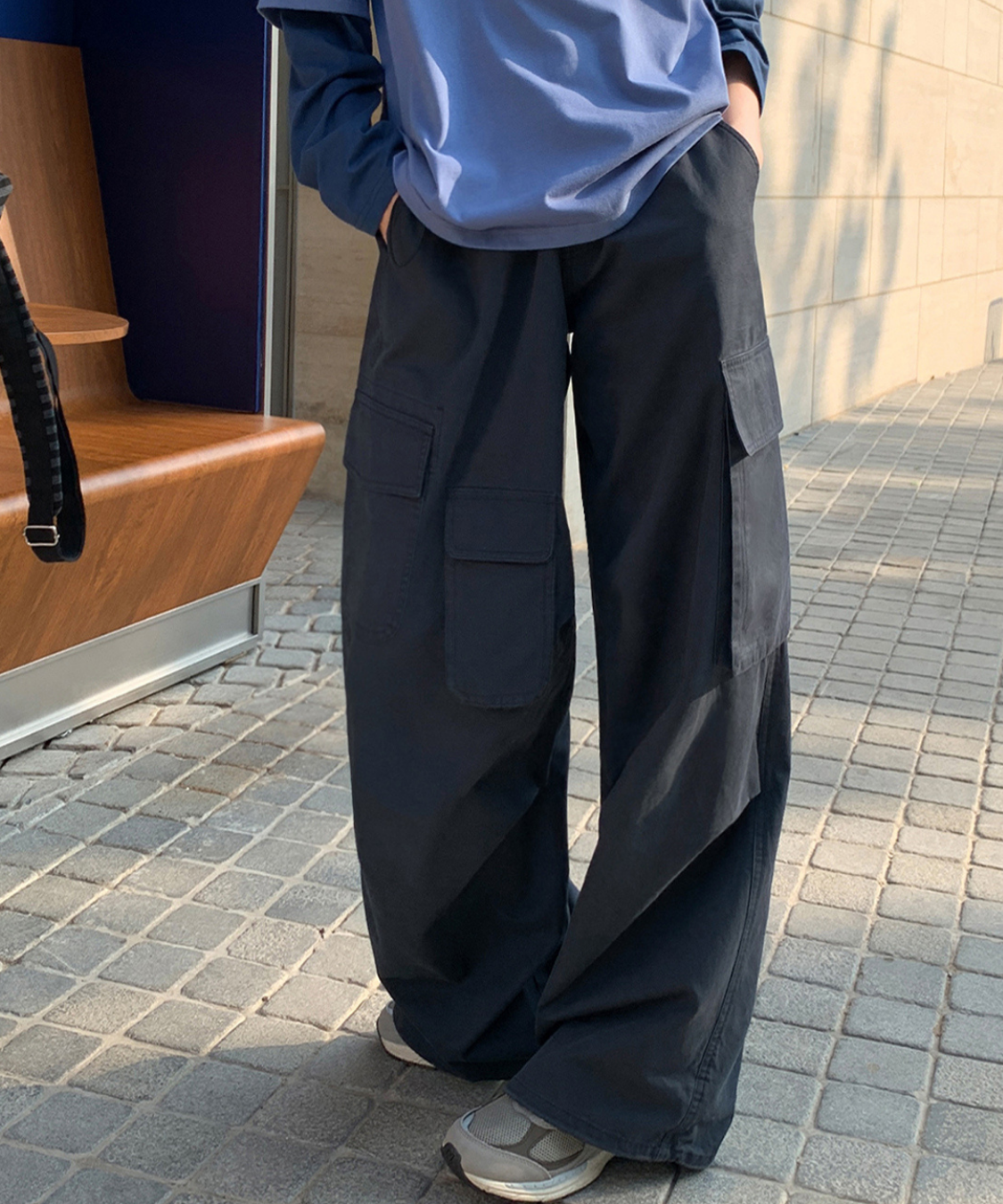 ドローコード付きワイドカーゴパンツ