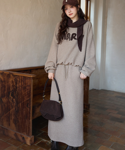 刺繍ロゴスウェット＋ドロストスカート＋フード付きショール 3点セット