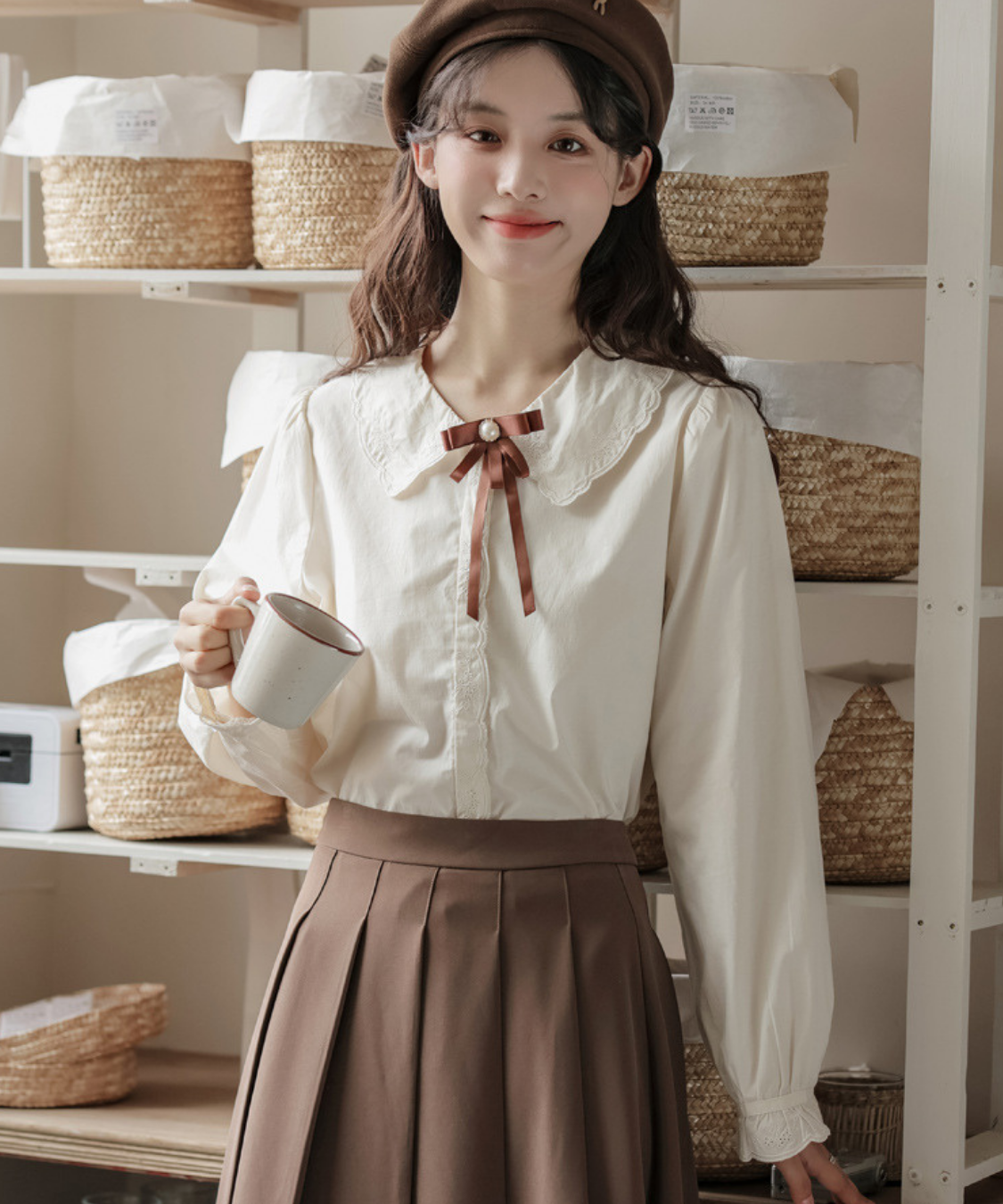 スカラップレース刺繍襟パールリボンタイブラウス