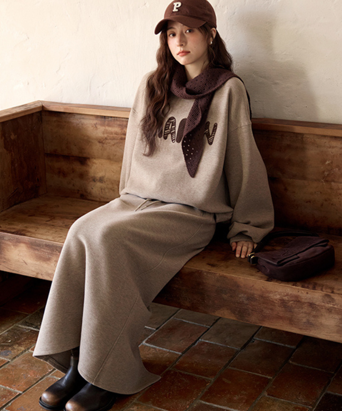 刺繍ロゴスウェット＋ドロストスカート＋フード付きショール 3点セット