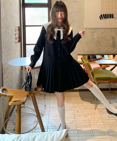 配色セーラーカラープリーツスカートワンピース