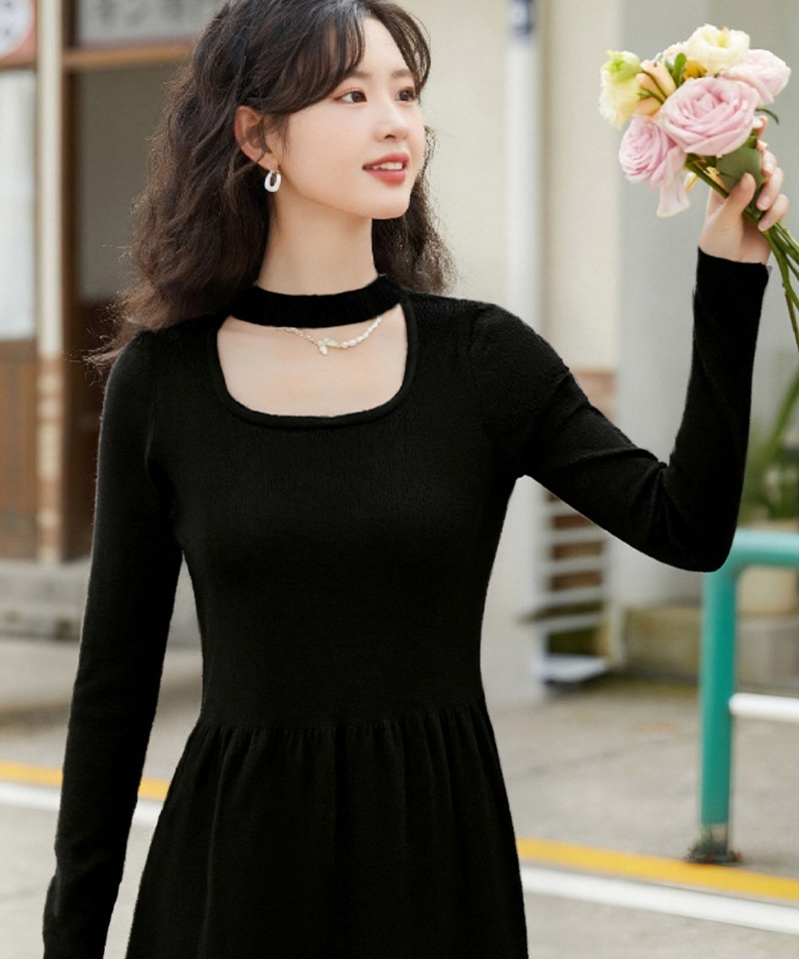 チョーカーデザインリブニットワンピース