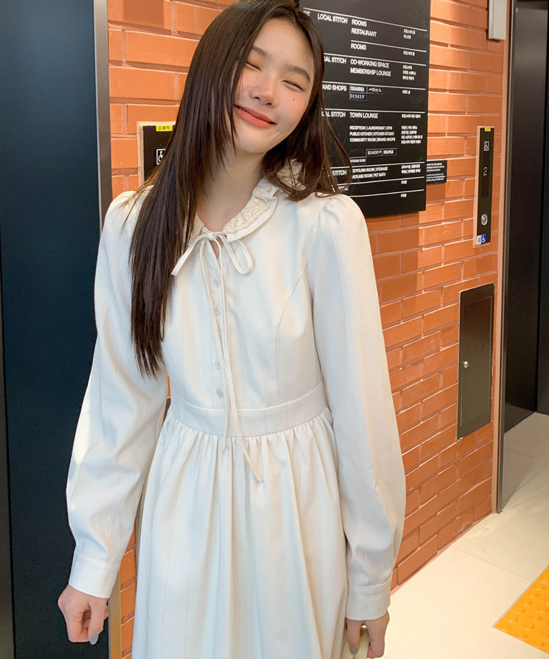 フリル襟リボン付きジャカードワンピース